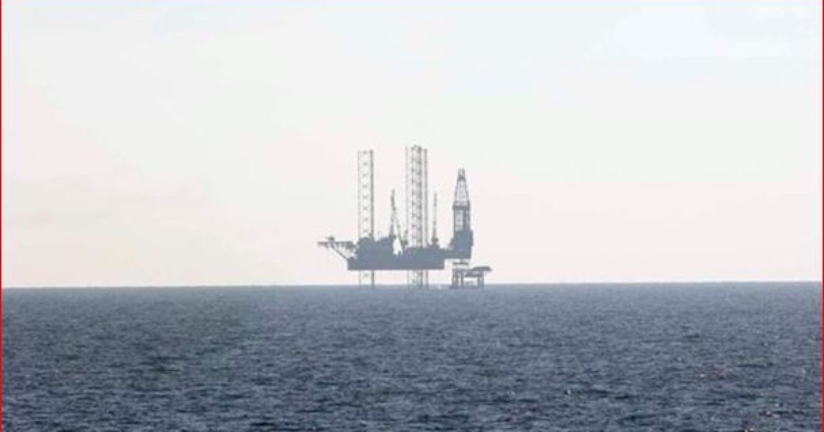 буровая в море